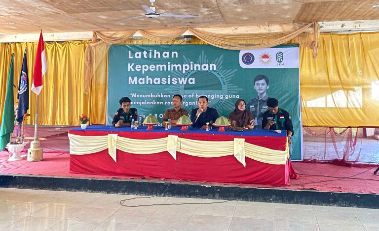 Latihan Kepemimpinan Mahasiswa (LKM) HMPS Manajemen UMPalopo: Membangun Sense of Belong dan Sinergi